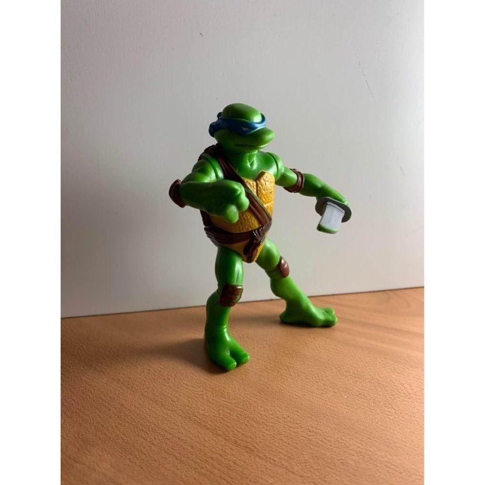 McDonald's Toy 4" Action Figure ~ Leonardo ~ Teenage Mutant Ninja Turtles - 2007